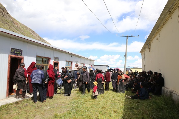 2025年9月12至23日李嘉诚基金会捐助青海塔尔寺藏医院免费医疗公益项目--医疗队赴四川省甘孜州石渠县地区开展义诊的简讯